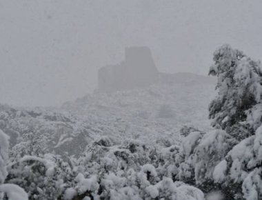 Εύβοια: Κατατέθηκε μήνυση κατά των δημοτικών αρχόντων της Κύμης για τα προβλήματα από τον χιονιά